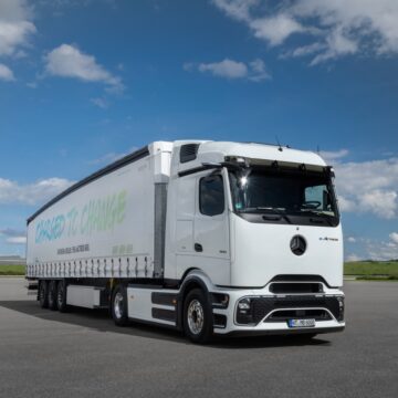 Mercedes-Benz Trucks, anteprima del truck elettrico eActros 600 per il trasporto a lungo raggio