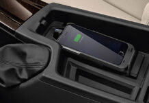 iPhone 15, la ricarica wireless dei veicoli BMW crea problemi al chip NFC