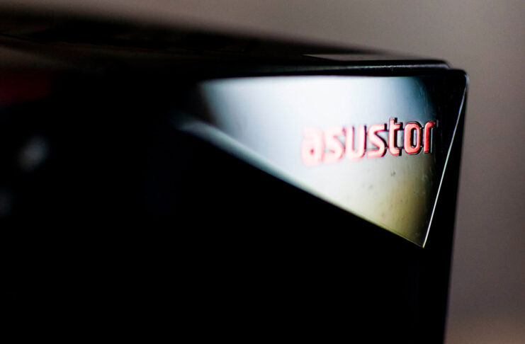 Recensione DAS Asustor Xpanstor 4 in associazione ad un Asustor Nimbustor 2 Gen2, spazio dinamico facile ed economico anche per Mac