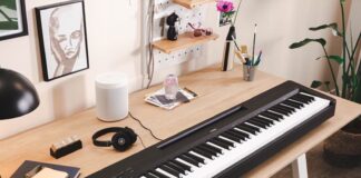 Il pianoforte digitale Yamaha P-145 è scontato al Black Friday