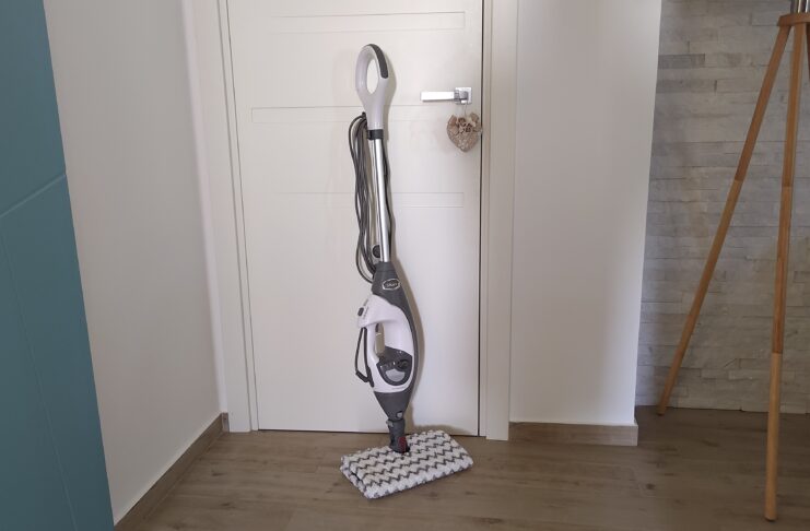 SharK S6005EU, in prova il vaporetto con panno ruotabile