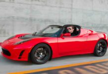 Tesla Roadster, i dettagli open source su web
