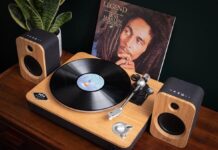Il giradischi House Of Marley wireless con casse Bluetooth a 299,99 € Black Friday, il giradischi Stir It Up di House Of Marley con Bluetooth a 189,99 €