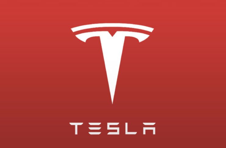 Tesla rende open source design e progettazione di Roadster
