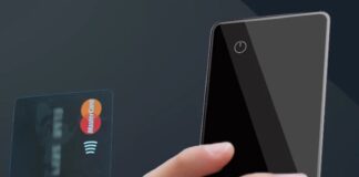 Tracker certificato Apple formato carta di credito a meno di 18 €