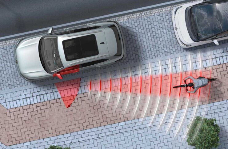 Volkswagen, il nuovo exit warning system riduce i rischi quando si aprono le portiere