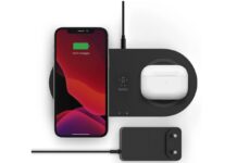 Caricabatterie Belkin due in uno, perfetto per iPhone e Airpods a 39,99€ Caricabatterie Belkin due in uno, perfetto per iPhone e Airpods a 39,99€