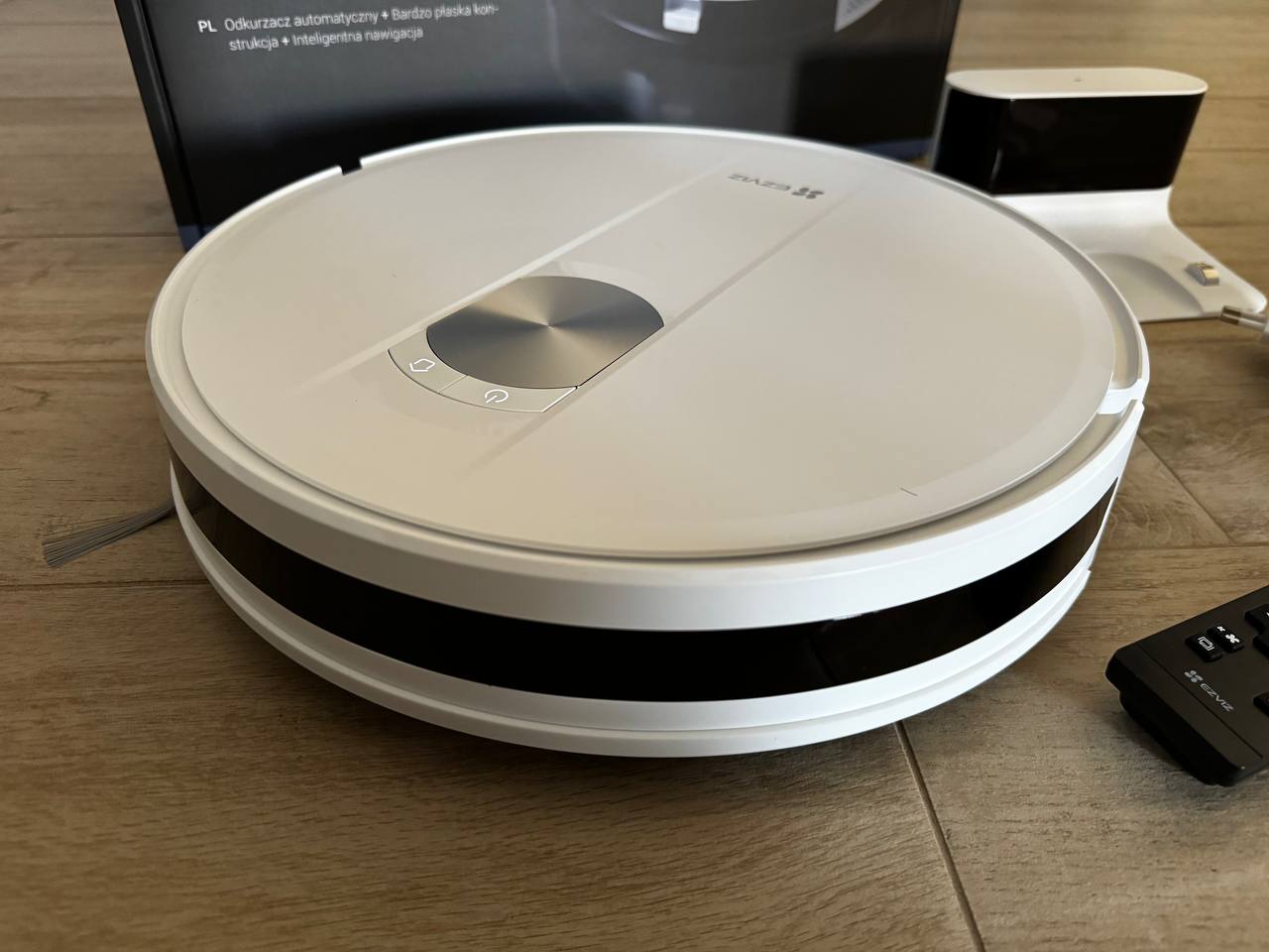 In prova Ezviz RC3, il robot aspirapolvere essenziale, che aiuta anche il pianeta In prova Ezviz RC3, il robot aspirapolvere essenziale, che aiuta anche il pianeta