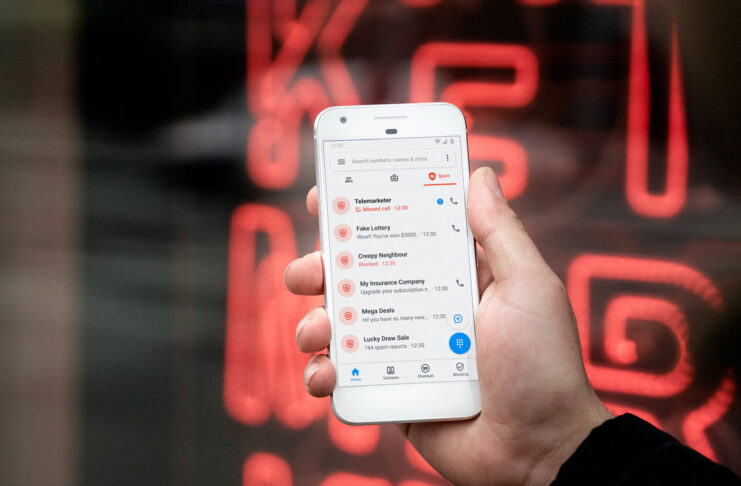 Singapore, le compagnie telefoniche consentono di bloccare le telefonate dall'estero come misura anti-truffa