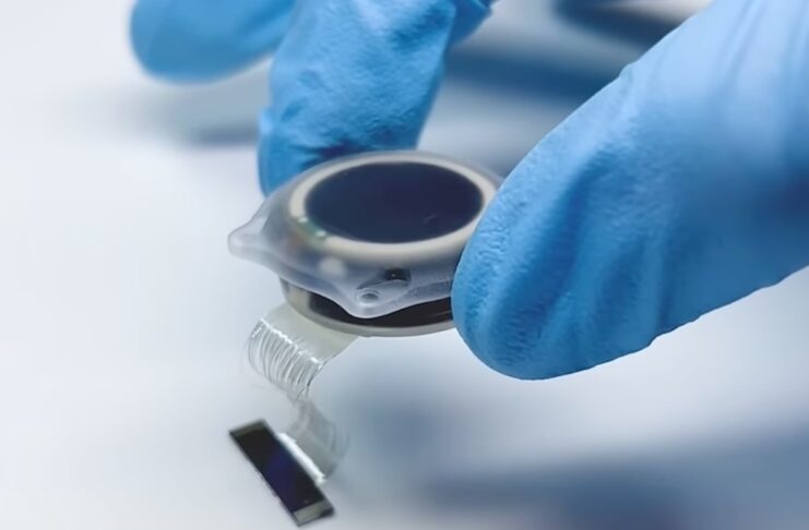 Elon Musk annuncia primo impianto cerebrale Neuralink su un umano