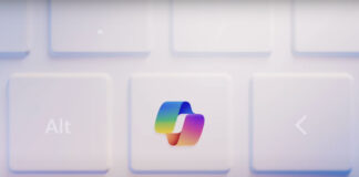 Addio finestre ora arriva la tastiera Microsoft con il tasto Copilot