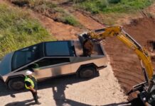 Cybetruck è unico, i punti di forza nel video Tesla di un minuto Tesla Cybertruck, tutti i punti di forza nello spot d’effetto