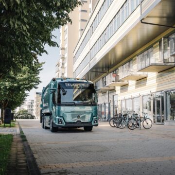 Volvo, un camion pesante con sola trazione elettrica per i trasporti urbani