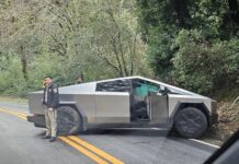Cybertruck è già protagonista del suo primo incidente