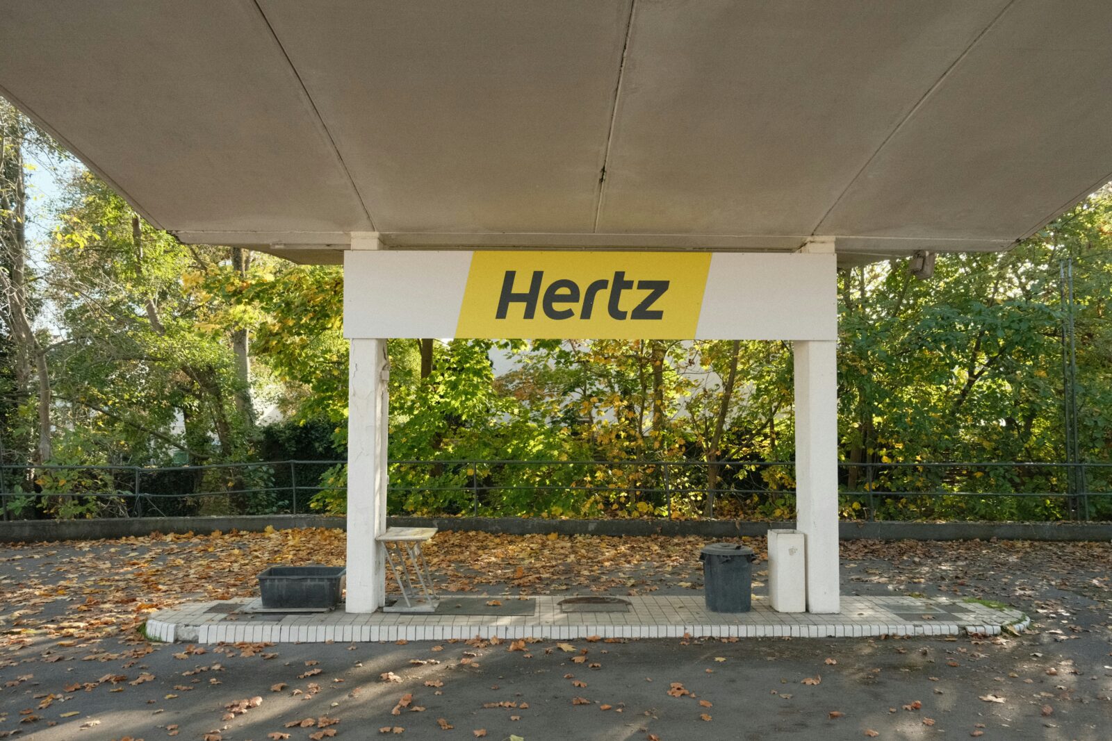 Hertz, i dati di alcuni clienti sono in mano ai pirati