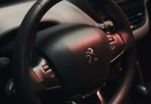 Peugeot testa ChatGPT sulle sue vetture Peugeot testa ChatGPT sulle sue vetture