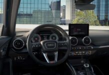 Audi Q2 con display touch da 8,8" e virtual cockpit da 12,3"