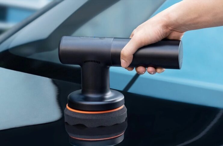 La lucidatrice per auto Baseus è portatile e senza fili
