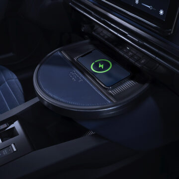 Lancia Ypsilon Cassina è la prima Y completamente elettrica