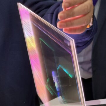 Lenovo trasparente portatile schermo MWC24 settimio 4