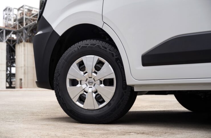 Nuovo Nissan Interstar, veicolo commerciale con motore elettrico