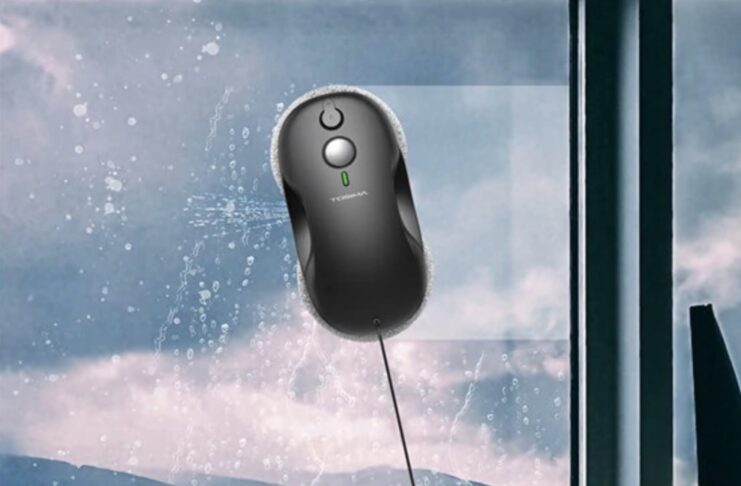 TOSIMA W3, il robot che pulisce i vetri da solo