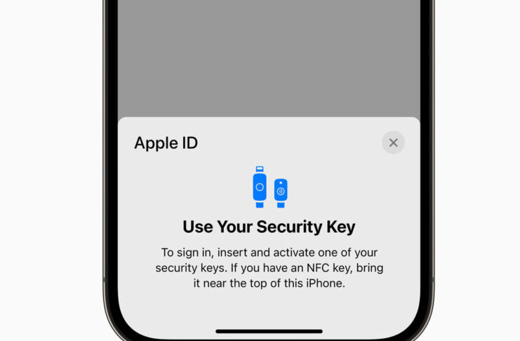 iCloud per Windows versione 15 con supporto alle chiavi fisiche di sicurezza