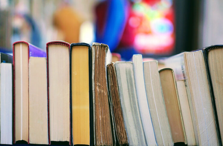 La Generazione Z ama libri fisici e biblioteche