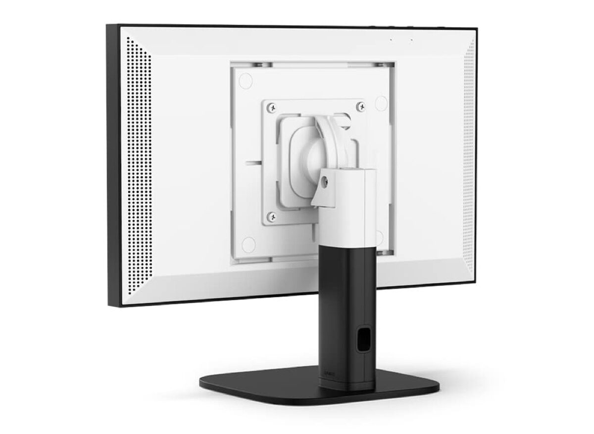 Su Amazon il supporto inclinabile e girevole per Echo Show 15 Su Amazon il supporto inclinabile e girevole per Echo Show 15