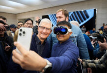 Per Tim Cook Apple è In India per i prossimi mille anni Vision Pro, potrebbero servire anni prima che diventi il dispositivo ideale immaginato da Apple