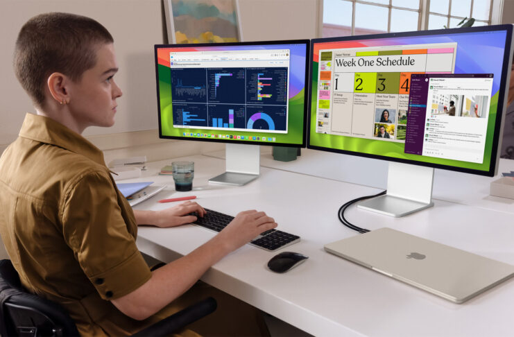 Apple MacBook Air lifestyle display support 240304