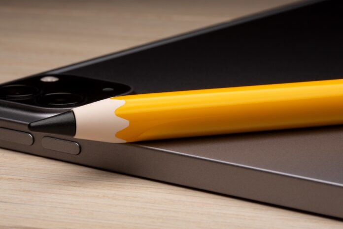 Colorware, nessuno resiste ad Apple Pencil modificata