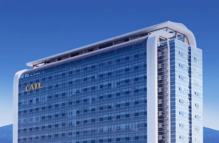 Tesla economica, CATL collabora per le batterie