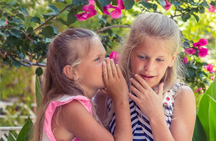 Apple cita in giudizio ex dipendente accusato di essere una gola profonda