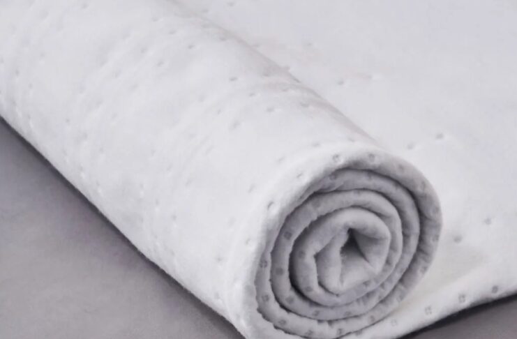 La coperta elettrica di Xiaomi scalda il letto e annienta gli acari