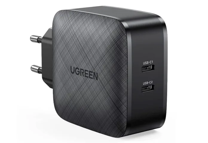 Offerte di Primavera, caricabatterie Ugreen due USB-C da 66W a solo 20€
