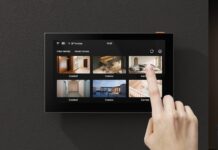 Ezviz SD7 è lo schermo intelligente per la casa