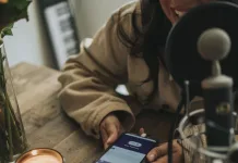 Bastano 15 secondi a Voice Engine di OpenAI per clonare la vostra voce Con il Voice Engine di OpenAI possibile clonare la voce di chiunque partendo un campione registrato di 15 secondi