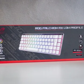 Recensione Asus ROG Falchion RX Low Profile, la prima classe delle tastiere meccaniche arriva anche su Mac
