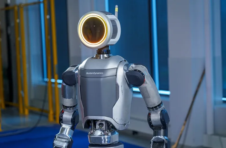 Boston Dynamics Atlas tutto elettrico dà lezioni di movimento