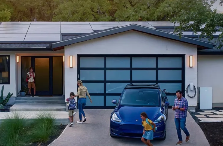 Tesla licenzia oltre il 10% dei dipendenti nel mondo