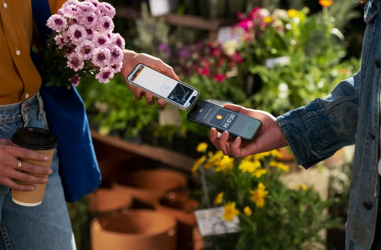 Anche la Banca Centrale Europea contro Apple