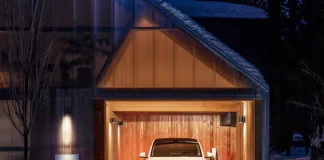 Tesla licenzia oltre il 10% dei dipendenti nel mondo