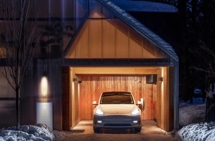 Tesla licenzia oltre il 10% dei dipendenti nel mondo