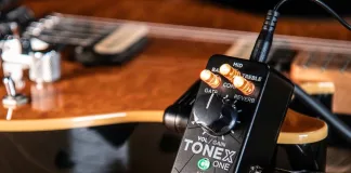 TONEX ONE è il pedale con AI per chitarra e basso di IK Multimedia