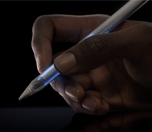 Il misterioso oggetto immaginato da Jony Ive per ChatGPT potrebbe essere una penna Apple Pencil