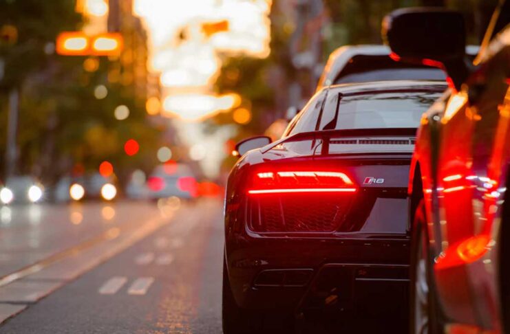 Automobili, il 12% degli italiani ne acquisterà una entro dodici mesi