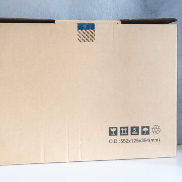 Recensione ASUS ZenScreen OLED MQ16AH, straordinario display da viaggio a cui manca solo il 4K