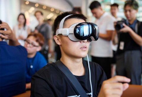 Troppo caro e pesante? In sala operatoria l’Apple Vision Pro si rivela un affare (e salva il collo ai chirurghi)