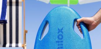 Nilox Waterboard vi fa nuotare come pesci premendo un pulsante